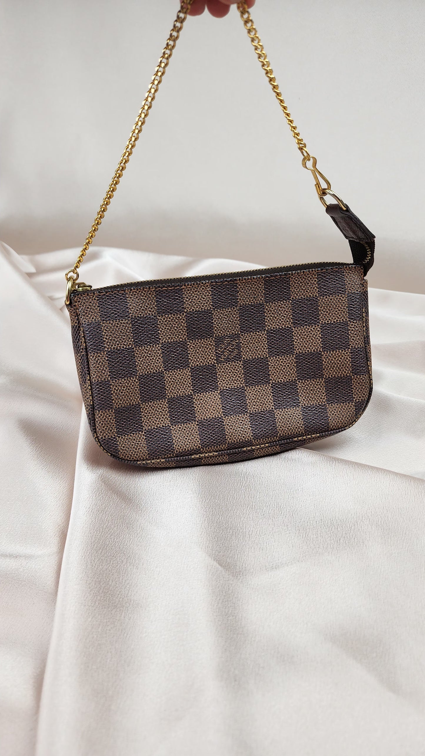 Louis Vuitton Damier Ebene Mini Bucket Pochette Accessoires Pouch - 1153