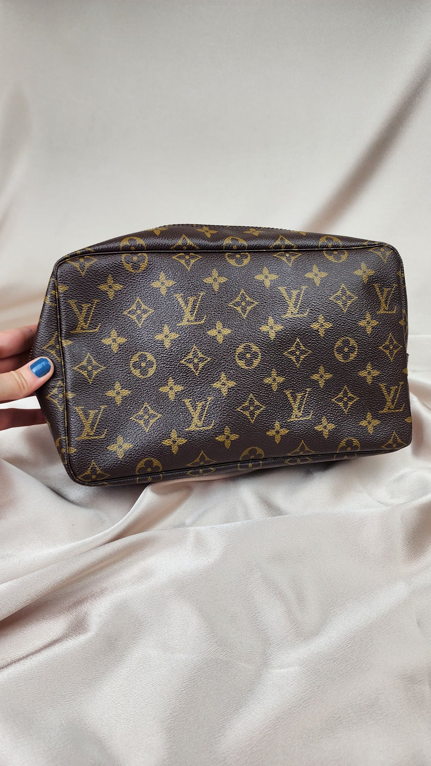 Louis Vuitton Monogram Trousse Toilette 28 - 1148