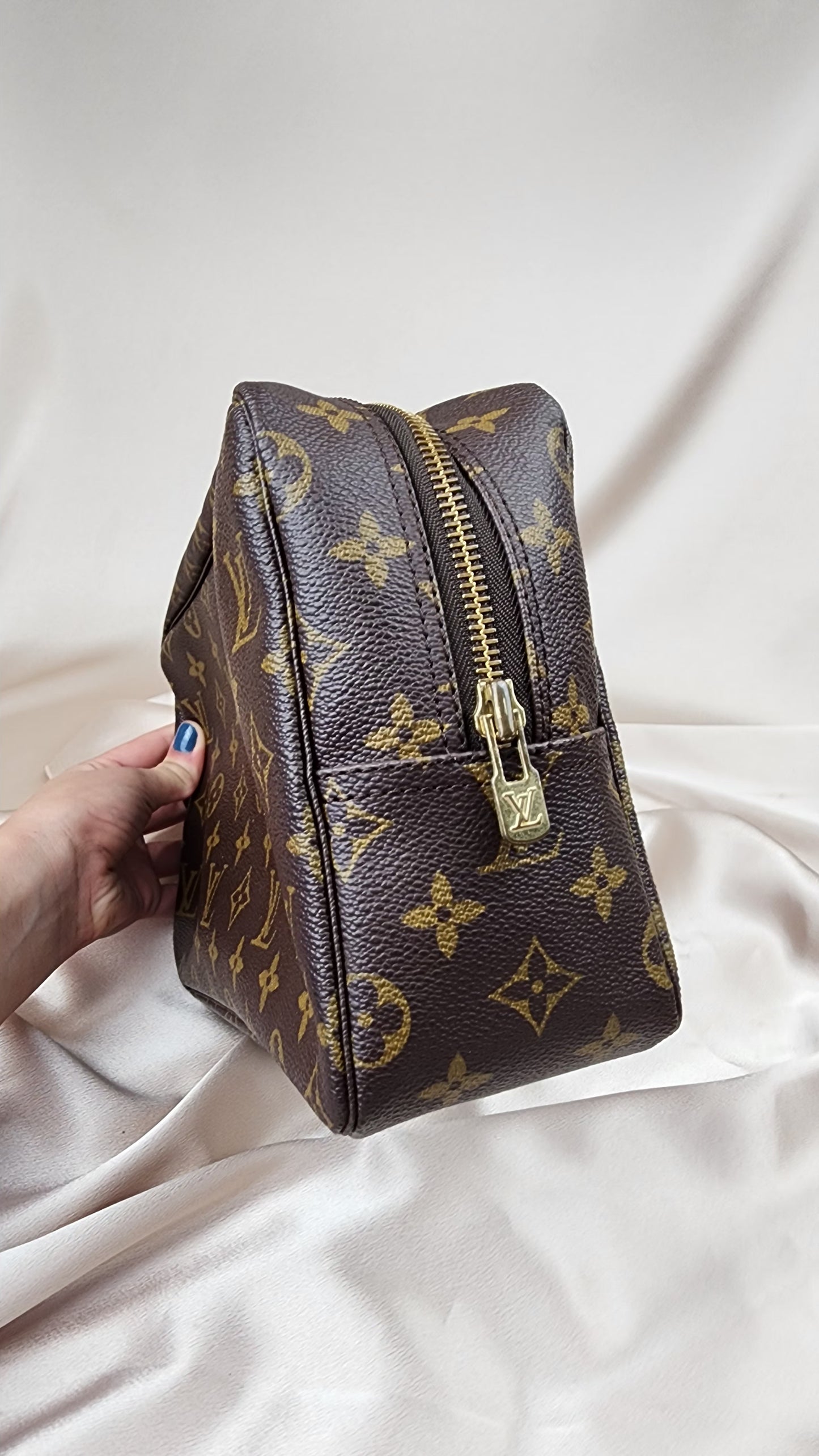 Louis Vuitton Monogram Trousse Toilette 28 - 1148