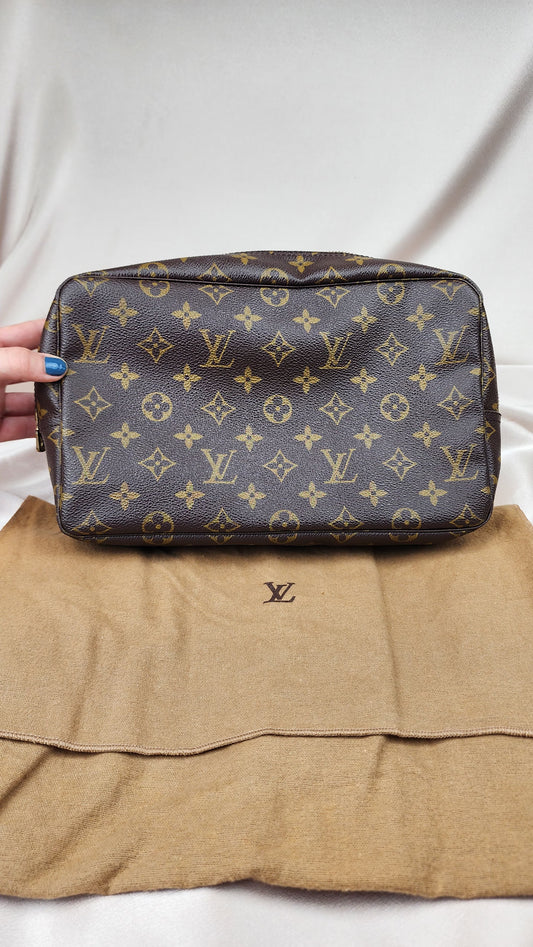 Louis Vuitton Monogram Trousse Toilette 28 - 1148