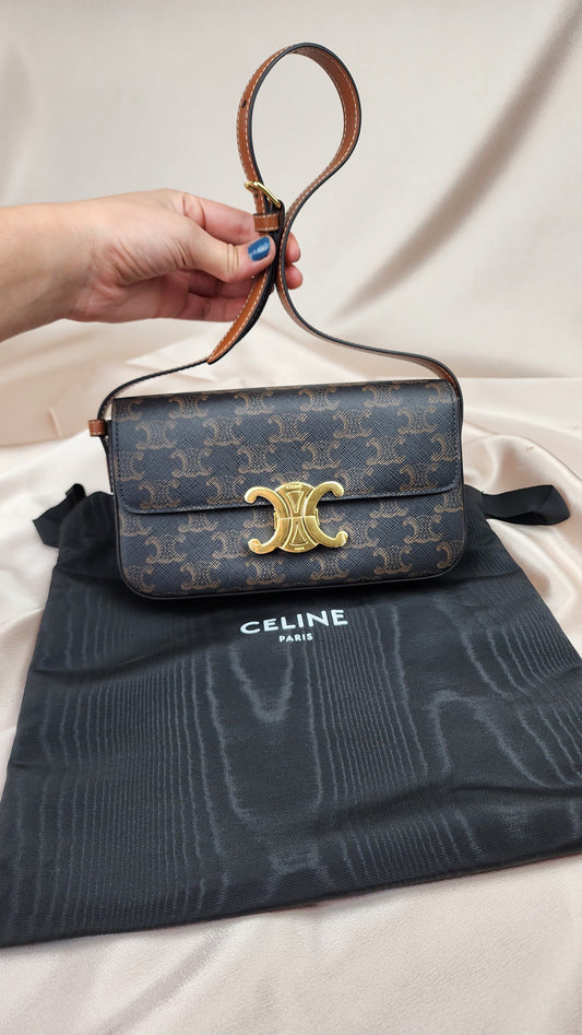 Celine Shoulder Bag Calude in Triomphe Canvas and Calfskin - 0509