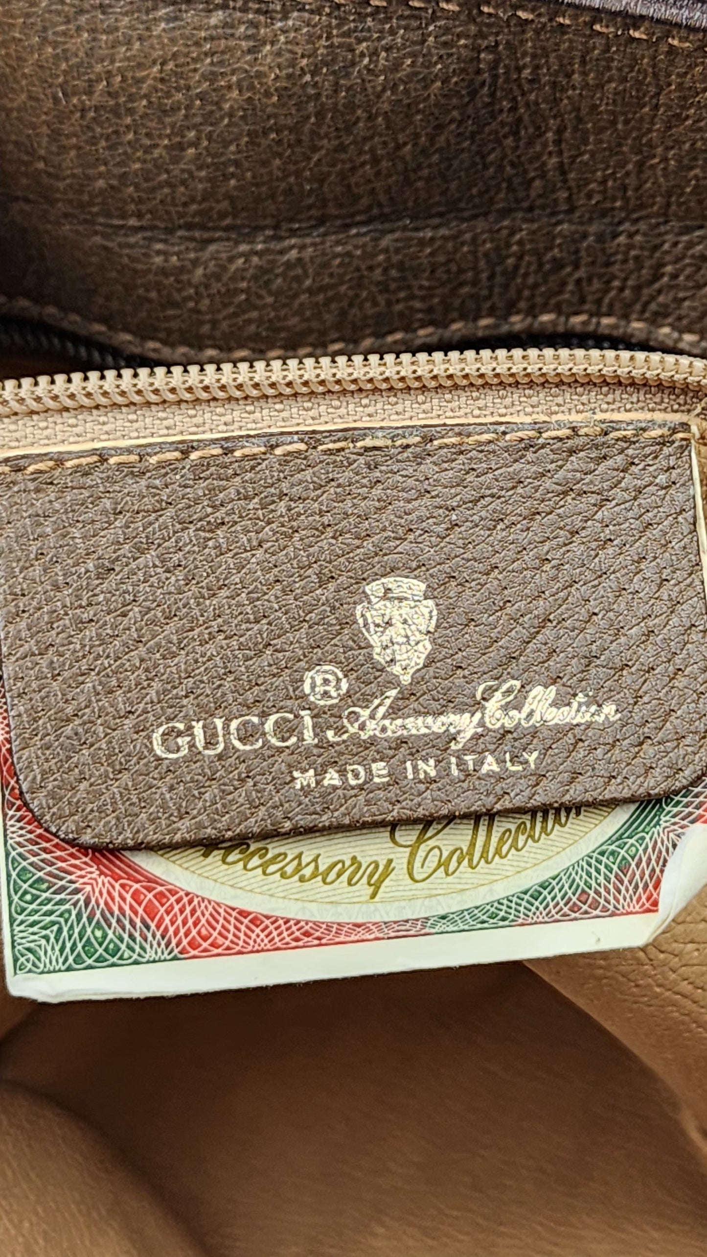 Gucci GG Supreme Sherry Line Shoulder Bag - 1170