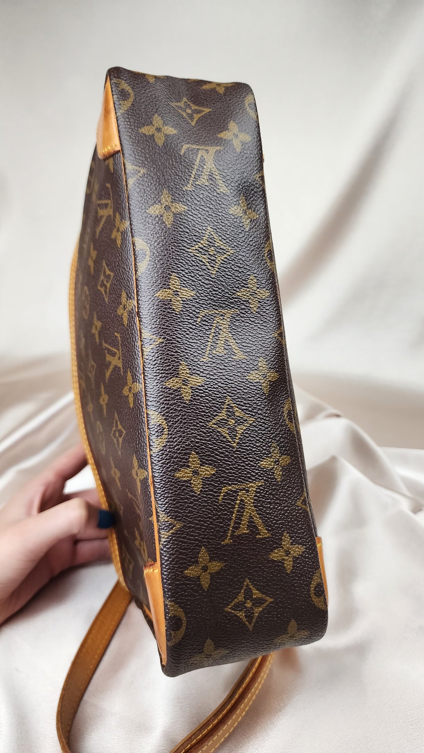 Louis Vuitton Monogram Trocadero 30 Crossbody Bag - 1146