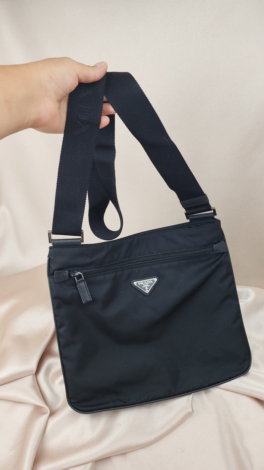 Prada Nylon Crossbody - 0595