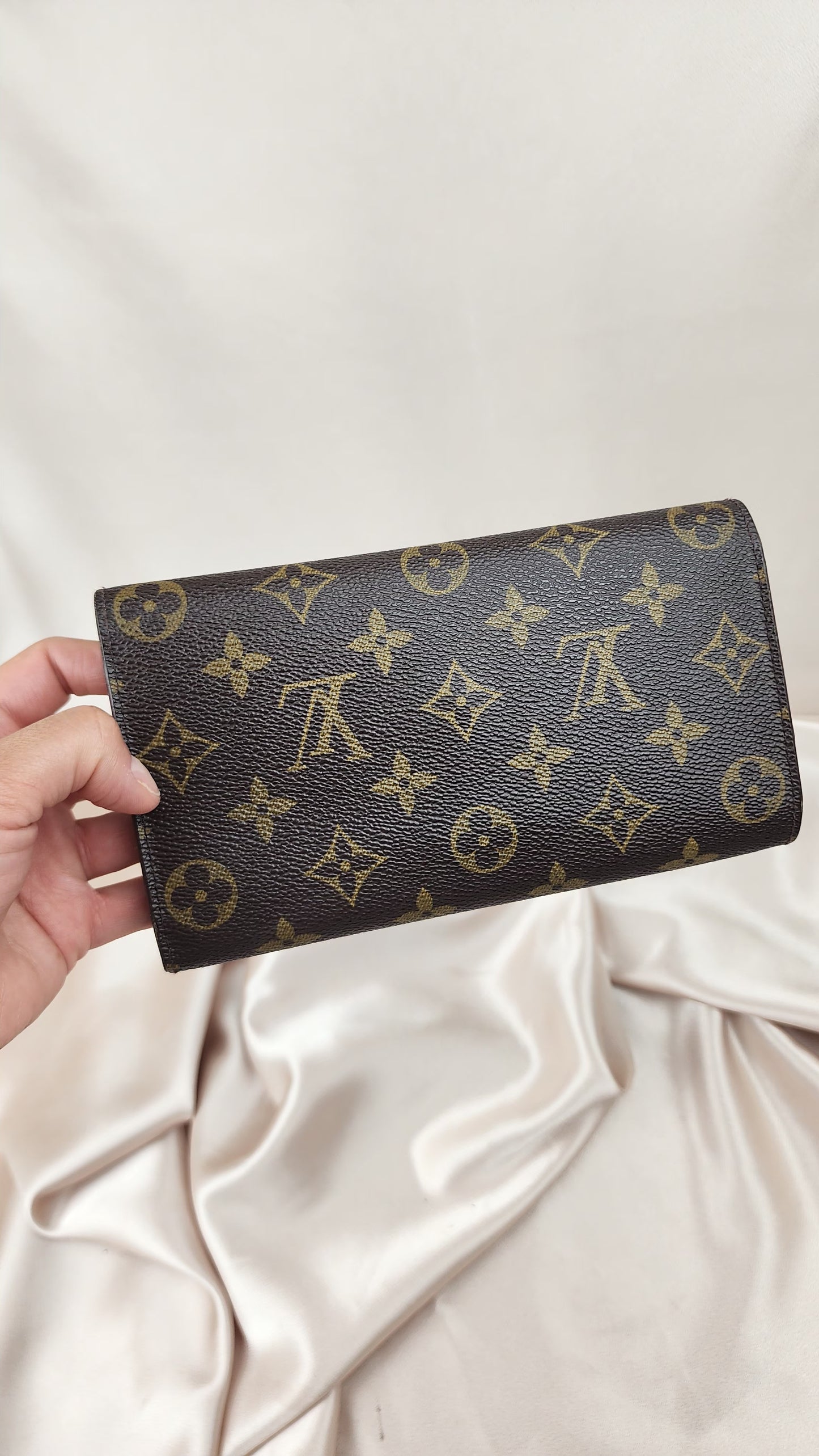 Louis Vuitton Monogram Porte Tresor International Trifold Long Wallet - 1078