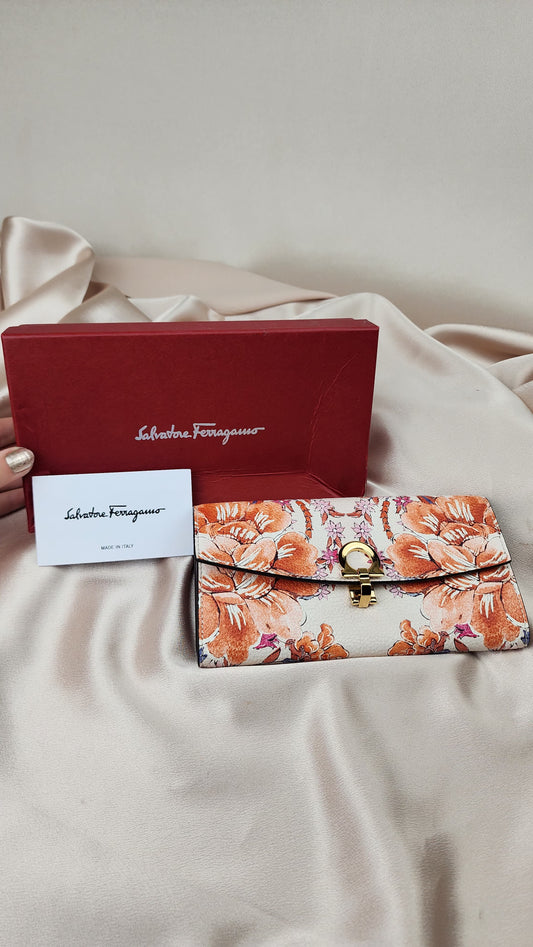 Salvatore Ferragamo Flower Long Wallet - 0632