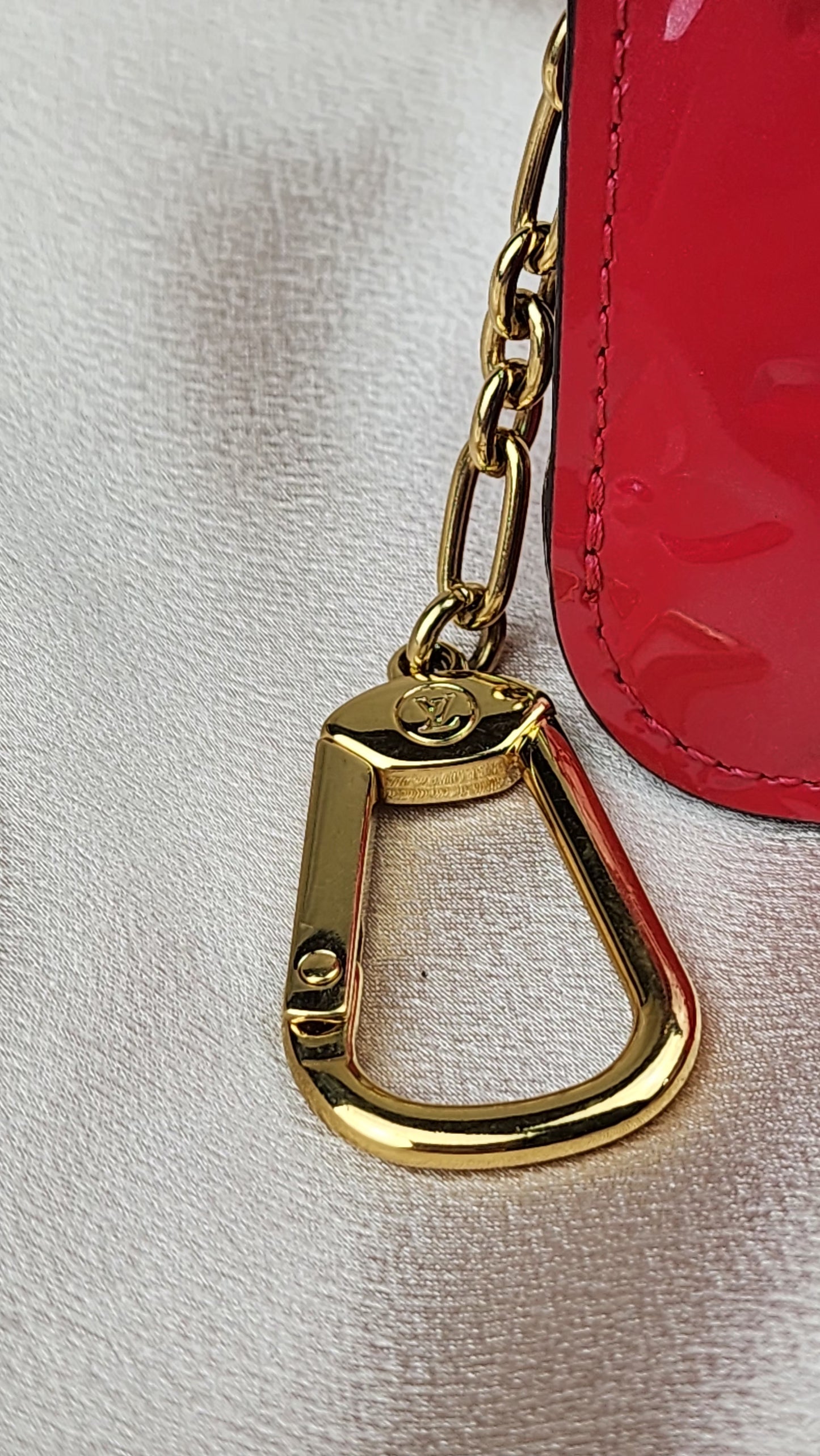 Louis Vuitton pink Vernis Pochette Key Cles - 1277