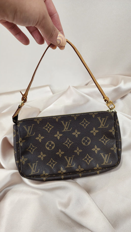 Louis Vuitton Monogram Pochette Accessoires Pouch - 1141