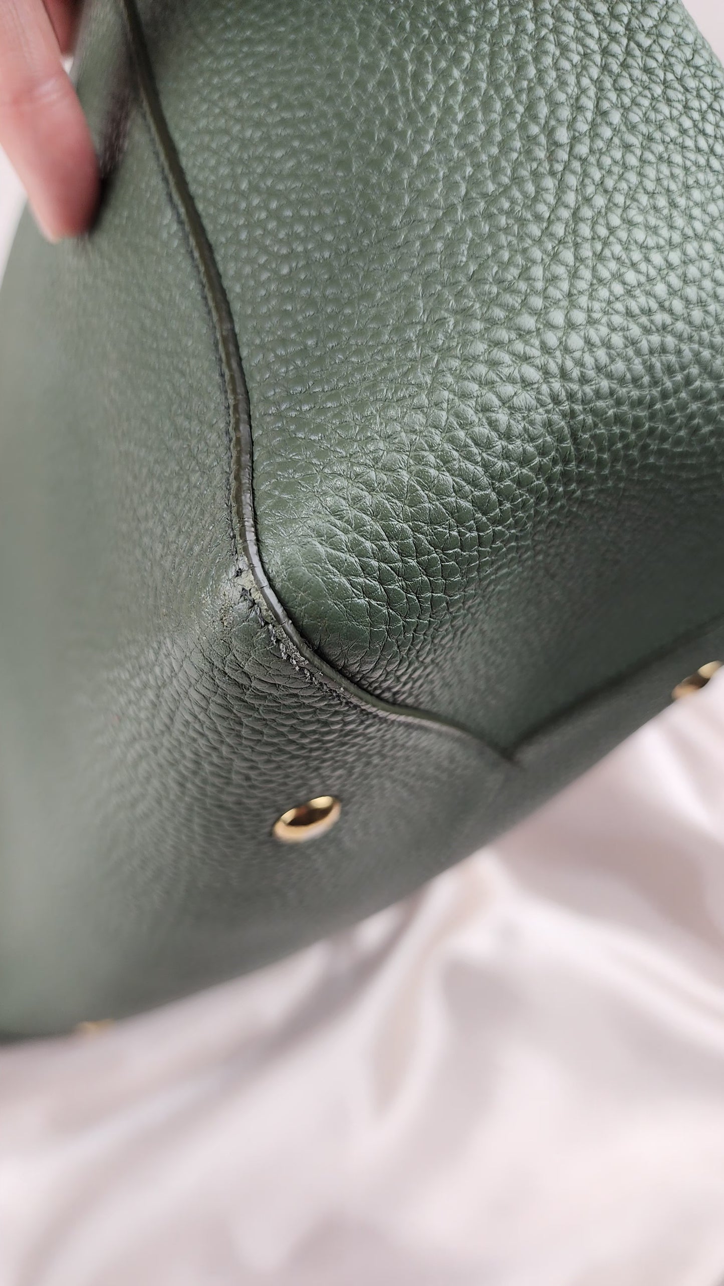 Salvatore Ferragamo Green Leather Tote - 621