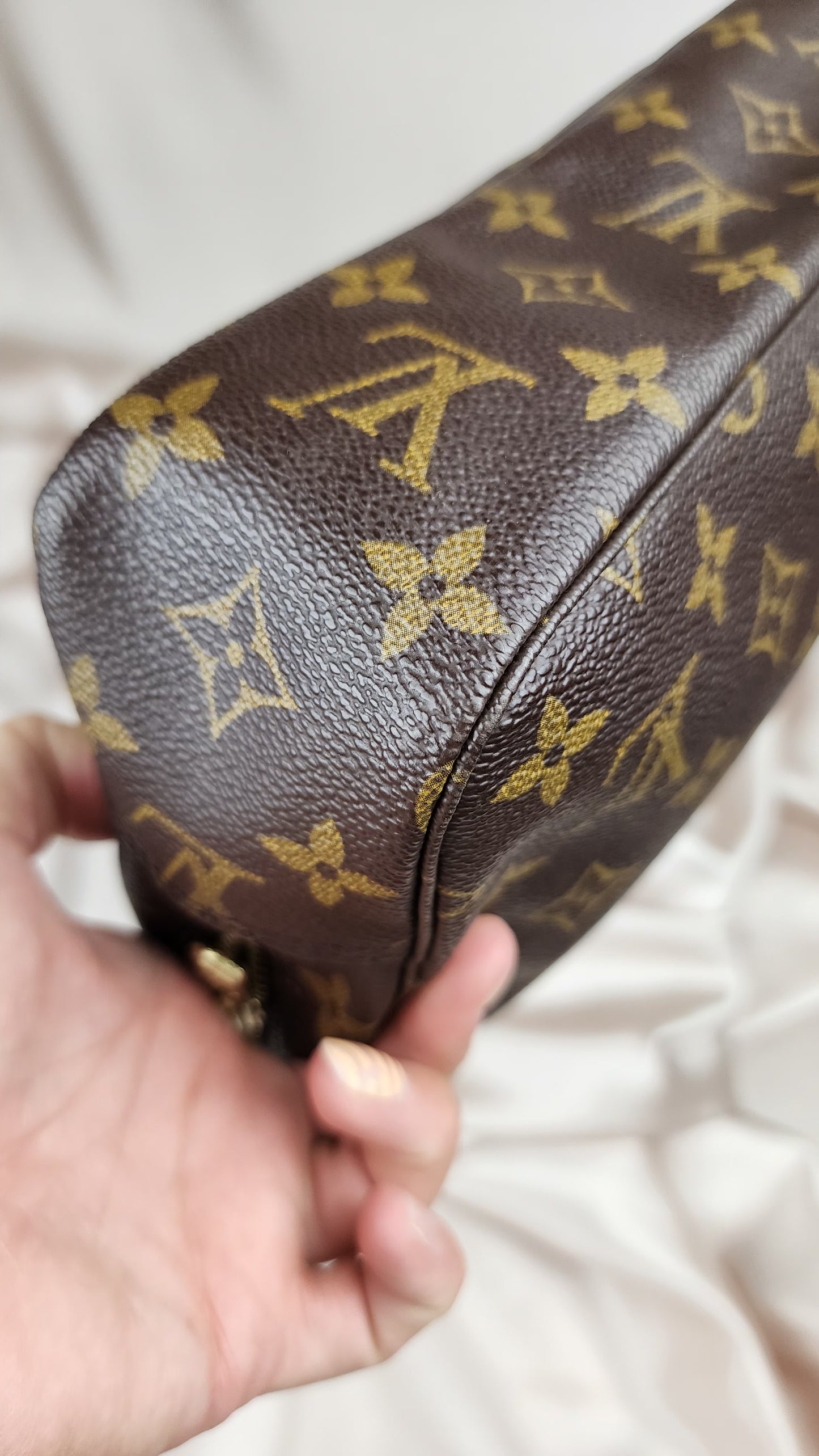 Louis Vuitton Monogram Trousse Toilette 23 - 1399