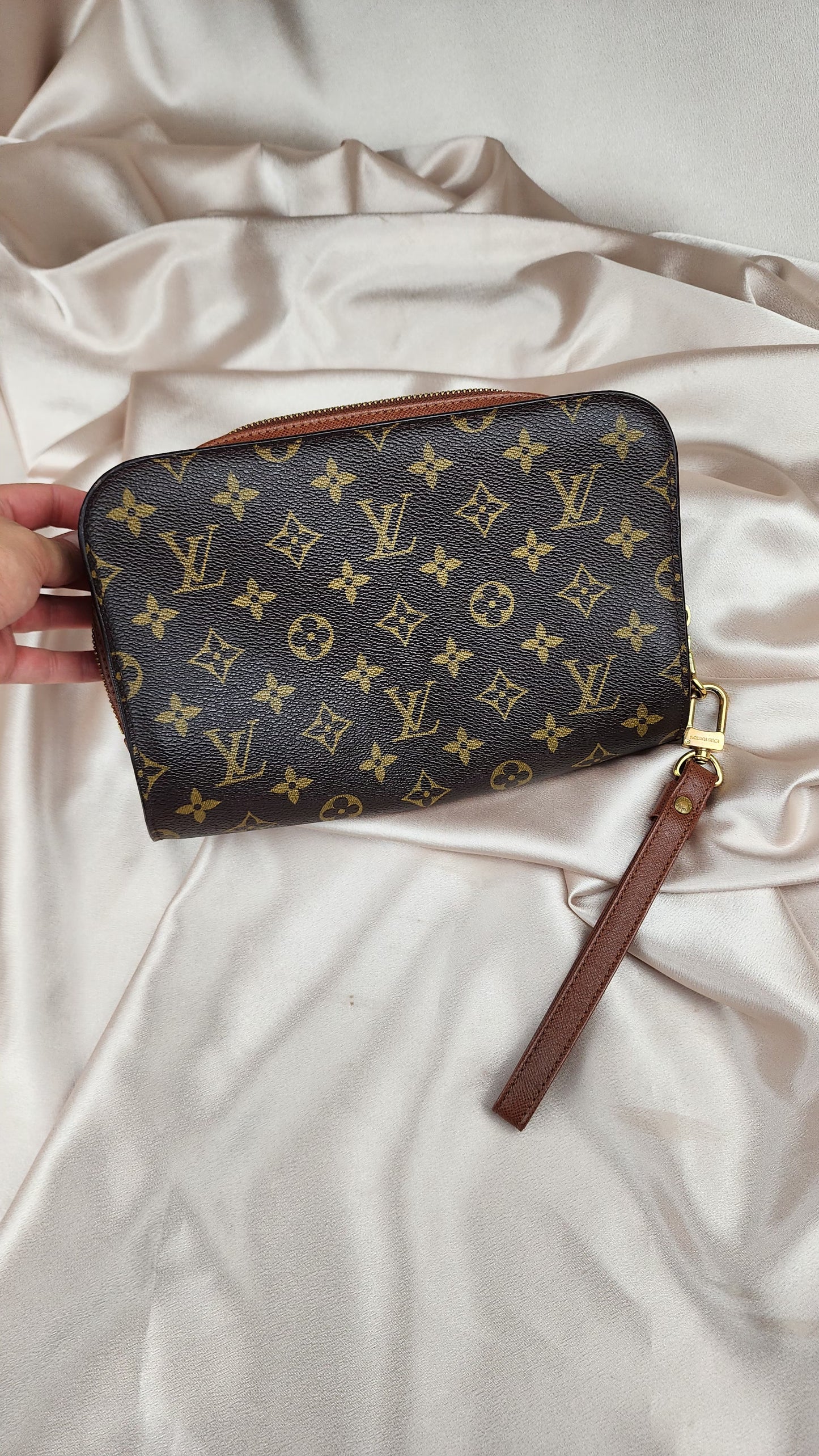 Louis Vuitton Monogram Orsay Clutch - 1345