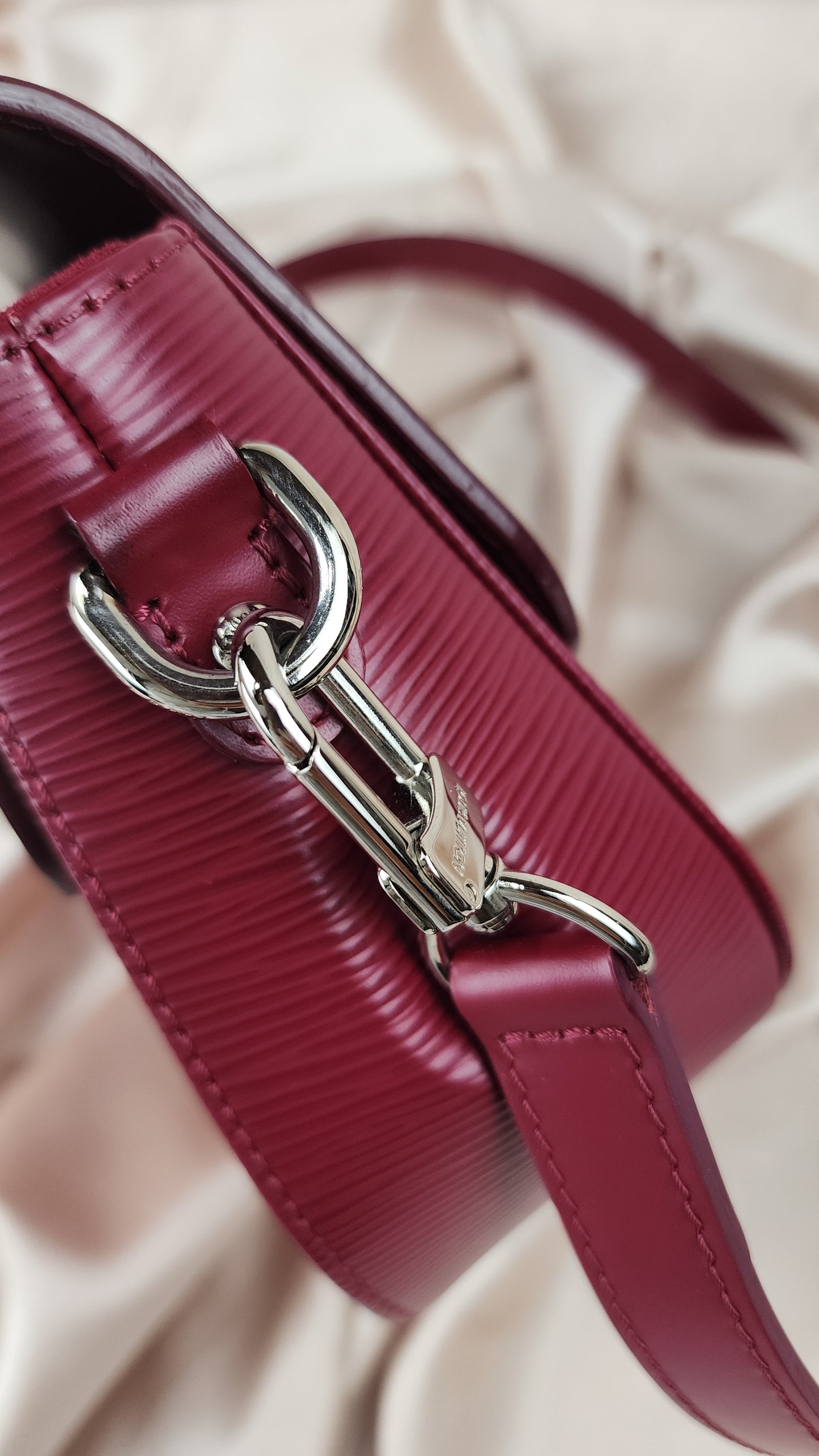 Louis Vuitton Pink/Burgandy Eden Shoulder Bag - 0654