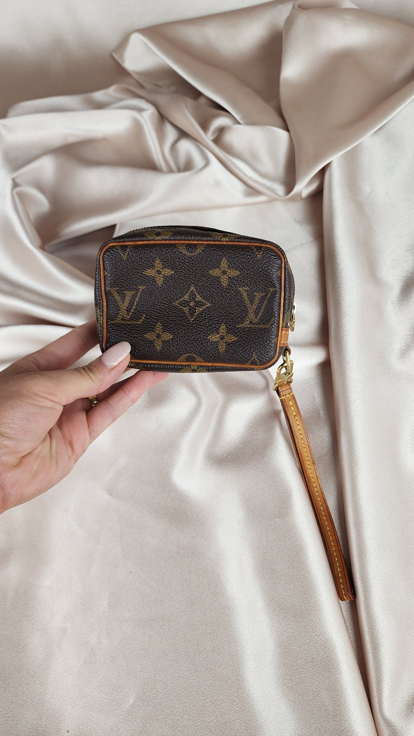 Louis Vuitton Monogram Trousse Wapity Pouch - 1573