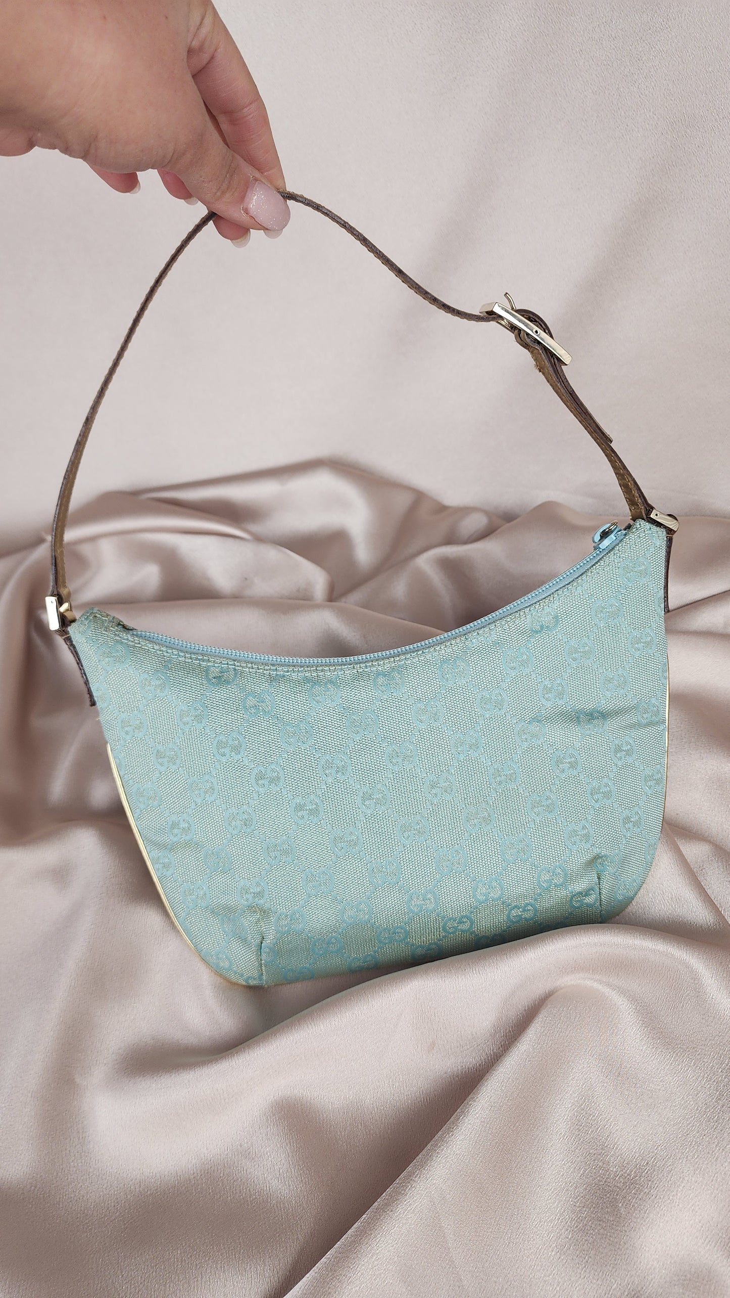 Gucci GG Canvas Blue and Gold Shoulder Bag - 1555