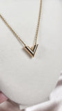Louis Vuitton V Gold Tone Necklace - 1022