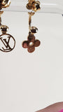 Louis Vuitton LV Gold Tone Blooming Pierced Earrings - G0562