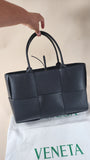 Bottega Veneta Black Leather Tote Bag - 1676