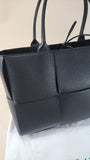 Bottega Veneta Black Leather Tote Bag - 1676