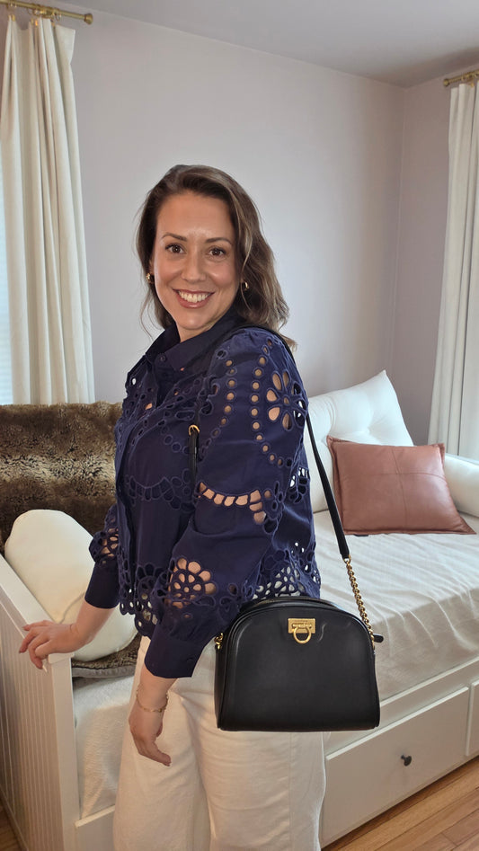 Salvatore Ferragamo Black Leather Chain Shoulder Bag - 3424