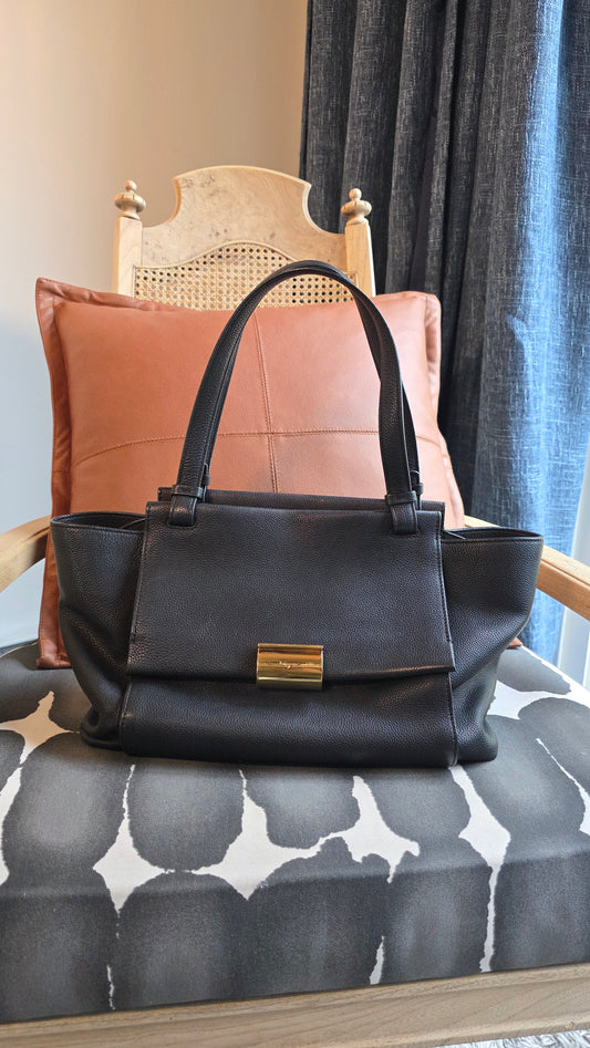 Salvatore Ferragamo Black Leather Shoulder Bag - G0397