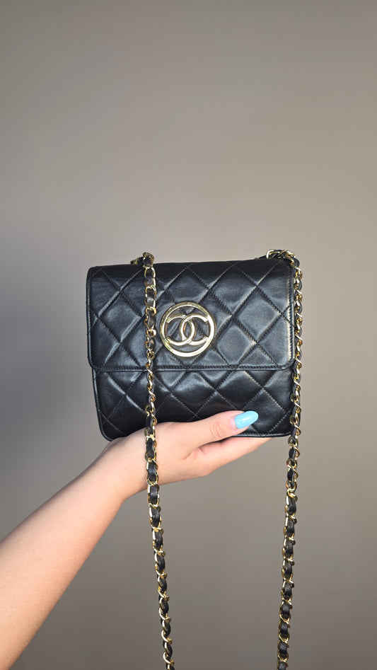 Chanel Matelasse Black Lambskin Chain Shoulder Bag - 3492