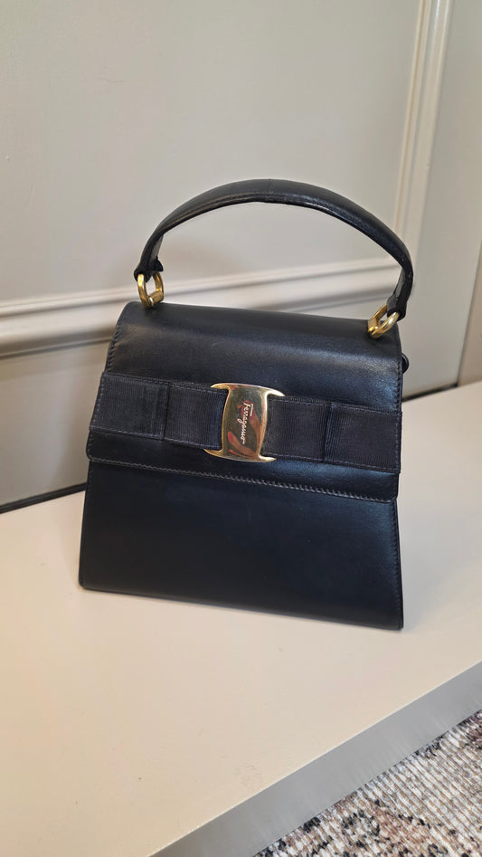 Salvatore Ferragamo Navy Leather 2way Hand Bag - G0587