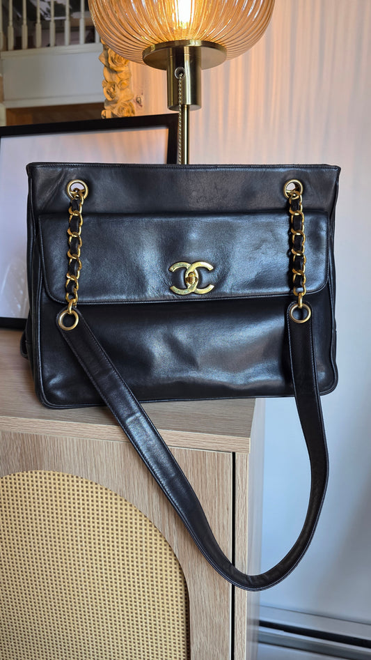 Chanel Black Lambskin Leather Tote - 3467