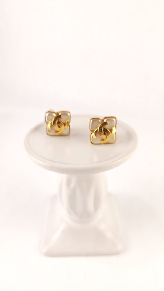 Chanel Gold & Pearl Like Stone Clip-on Earrings - G0965