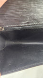 Louis Vuitton Black Epi Clutch - R0224
