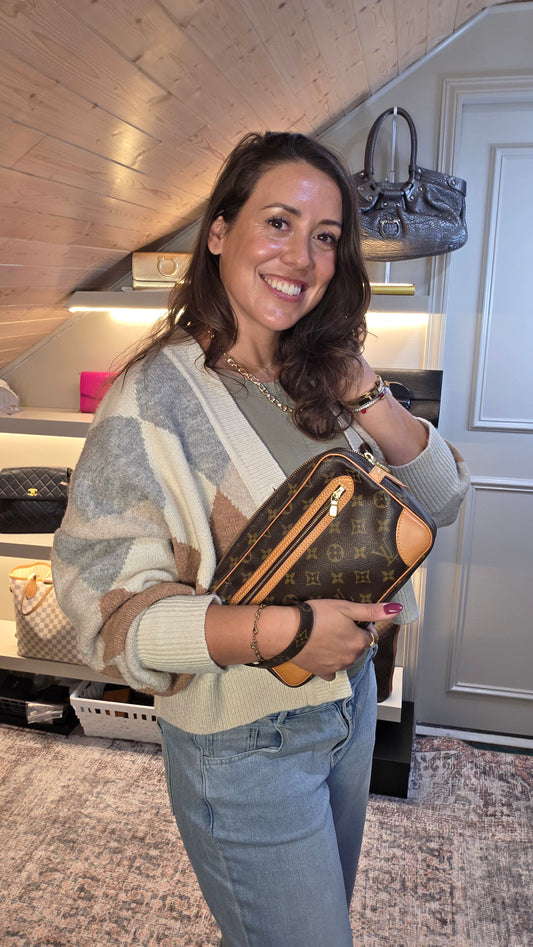 Louis Vuitton Monogram Marly Dragonne GM Clutch - R0308