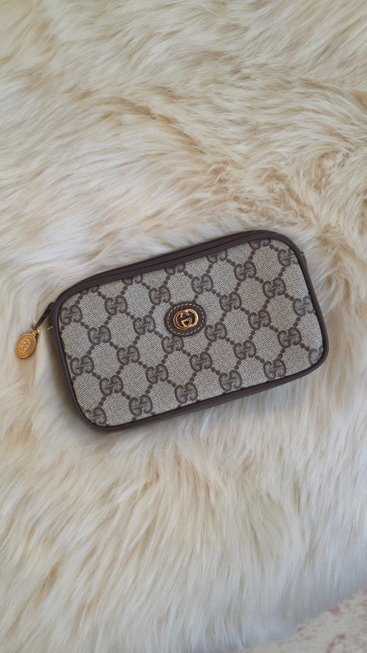 Gucci GG Supreme Beige Pouch - 3276