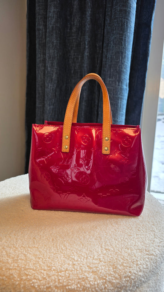 Louis Vuitton Red Vernis Reade PM Handbag - 3426